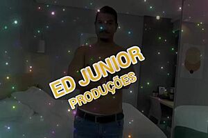 Intense passion with gaúcha housewife's ass without condom, cuckold filming in sheer red.