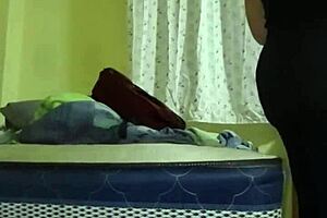 hey, check this amateur in sexy lingerie doing doggy 😍