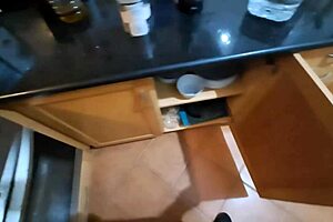 immigrant hides in pantry, gets creampie from mommy milf 😏