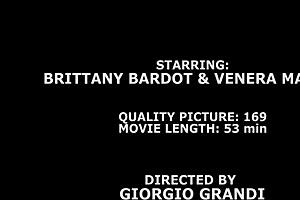 uhh, dapped milf brittany bardot n venera maxima gapas i vild 2-mot-2!