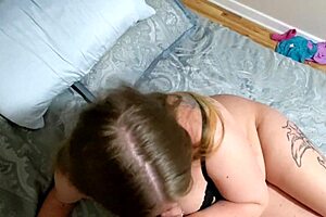 hot granny seduces and gives blowjob with titfuck