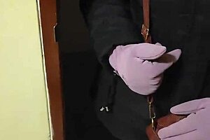 hey, check this amateur in sexy lingerie doing doggy 😍