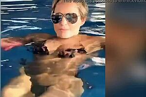 Wife Takes Cum In Mouth