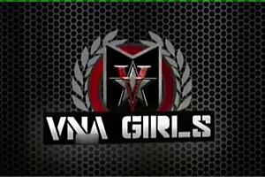 Asian MILF Maxine Fucks Tight Hole Deep