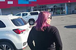 Kiwi slutty milf craves hard fucking in store changing room chaos