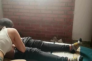 Horny Teen Masturbates Me and Sucks Out Every Drop?