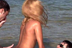 Brazilian Barbie Banks Gets Double Penetrated Hard In Water