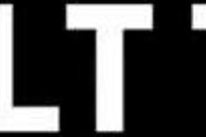 Si rambut merah petite 18+ Myra Moans goda milf Chloe untuk scissoring! 😘