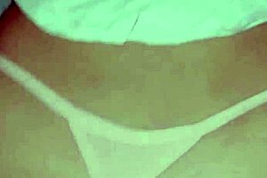 Amateur Pink Pussy 29 Days After Losing Her Virginity