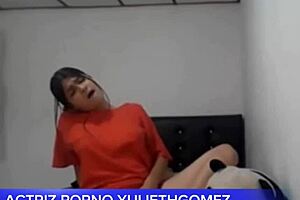 Nice ass on this university girl, giving oral, she shows big tits.