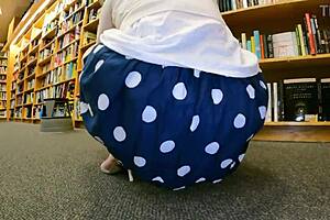 housewife gets her huge ass worshiped outdoors