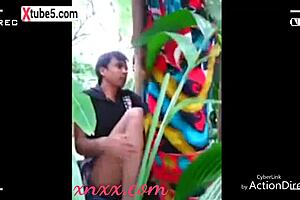 पेटाइट 18+ मिशनरी में लंड चूसती है 😍