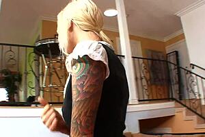 Teen 18+ Emma Mae craves daily pounding with monster cock