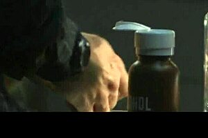 Stoute stiefmoeders olie massage leidt tot grote sperma explosie