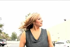 Zoey Andrews Craves Black Cock as a Wild Cougar