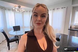 i'm slimthick vic, flirting hard at work with big tits