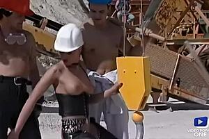 Does Lana Woods Come To The Construction Site For A Good Anal Fuck?