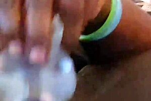 Ebony self pleases her ass kyexperience 💦😏