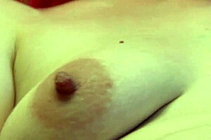 hairy pussy milf masturbates with toys and cums hard 😍