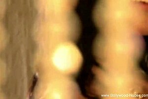 Erotic Indian Woman Performs Exotic Dance