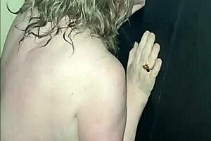 hey, wanna join my femdom session at amazons croix glory hole?