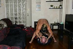 Throbbing Penis Rams This Horny MILF's Wet Pussy In Rough Fucking 😈