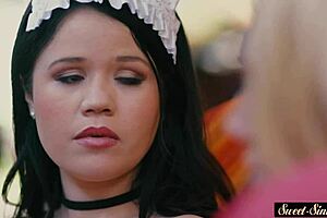 Cocksucking Milf and Teen 18+ Get Drilled Hard in Group Action