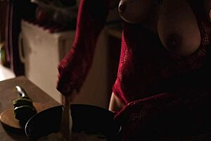 Amateur European mom naked cooking and getting fucked on camera