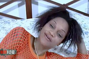 Anal fuck on the bed with Shania, that delicious 18+ french black girl 😍