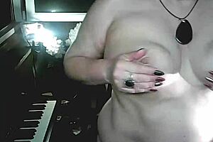 Hey, ever tried fun with a mature couple on a tiny Moscow balcony?