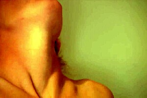 Can you handle this foxy russian milf taking big cock hard in anal jeans shorts?