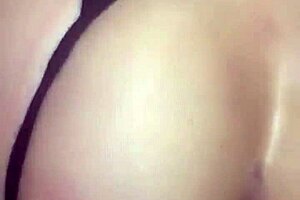 uhh, argentinian soccermom1978 begs for stranger anal action!