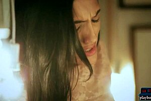 finger banging latina milf chloe amour pleases herself