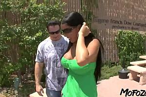 Latina Graduate Plays with Sperm in Sloppy Deepthroat Anal?