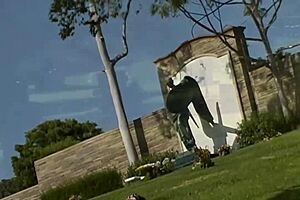 threesome with blonde and brunette milf