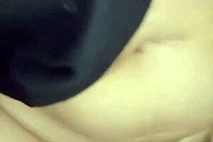 Indonesian milf tricked into sweaty afternoon sex with amateur stud!