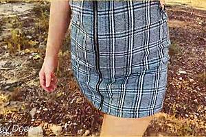 Ben ik slipje vergeten om vandaag geschoren kut te flitsen?