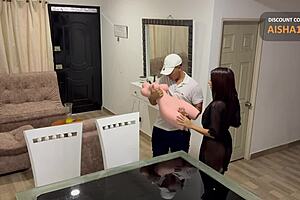 Super Hot Latina Seduces Delivery Guy With Doll Before Deep Anal Play