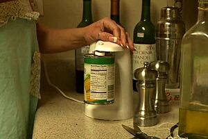 lesbo fucking lela star and brooke belle with anal finger and fishnets