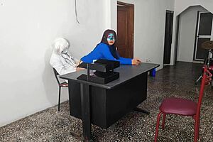 Doctor fucks secretary on desk 😏