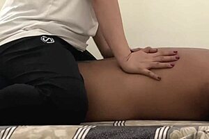 Single mom Pinay therapist in Dubai offers extra creampie service