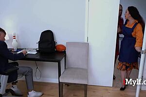 shy guy meets wild Wendy Raine for hardcore milf action