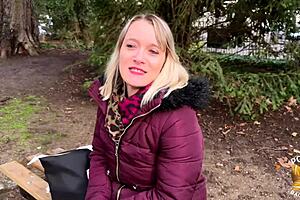 Kelly seeks passionate fuck with her big tits!