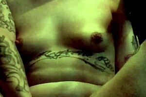 I am in slave cage for domination with toys and sex