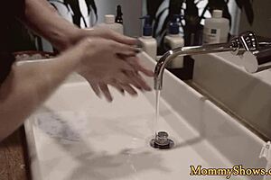 Amazing stepmom straponfucks cute teen 18+ hard!