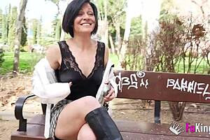 i'm sandra, and i want to meet lalo's crown cock blowing this milf's pussy in casting