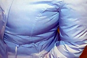 Mature Venezuelan Milf Flashes Big Ass On Street, Clothes Ripped For Fucking