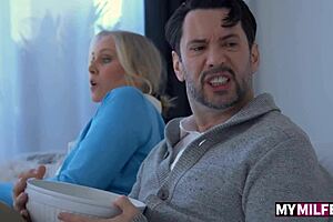 College Girl Madi Collins Wants Cum