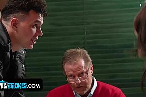 Hot step sisters parody with gal ritche and step brothers 😊