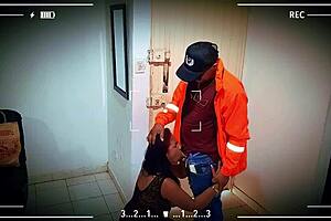 I suck the delivery guy's cock and let him fuck me after he sees me in lingerie